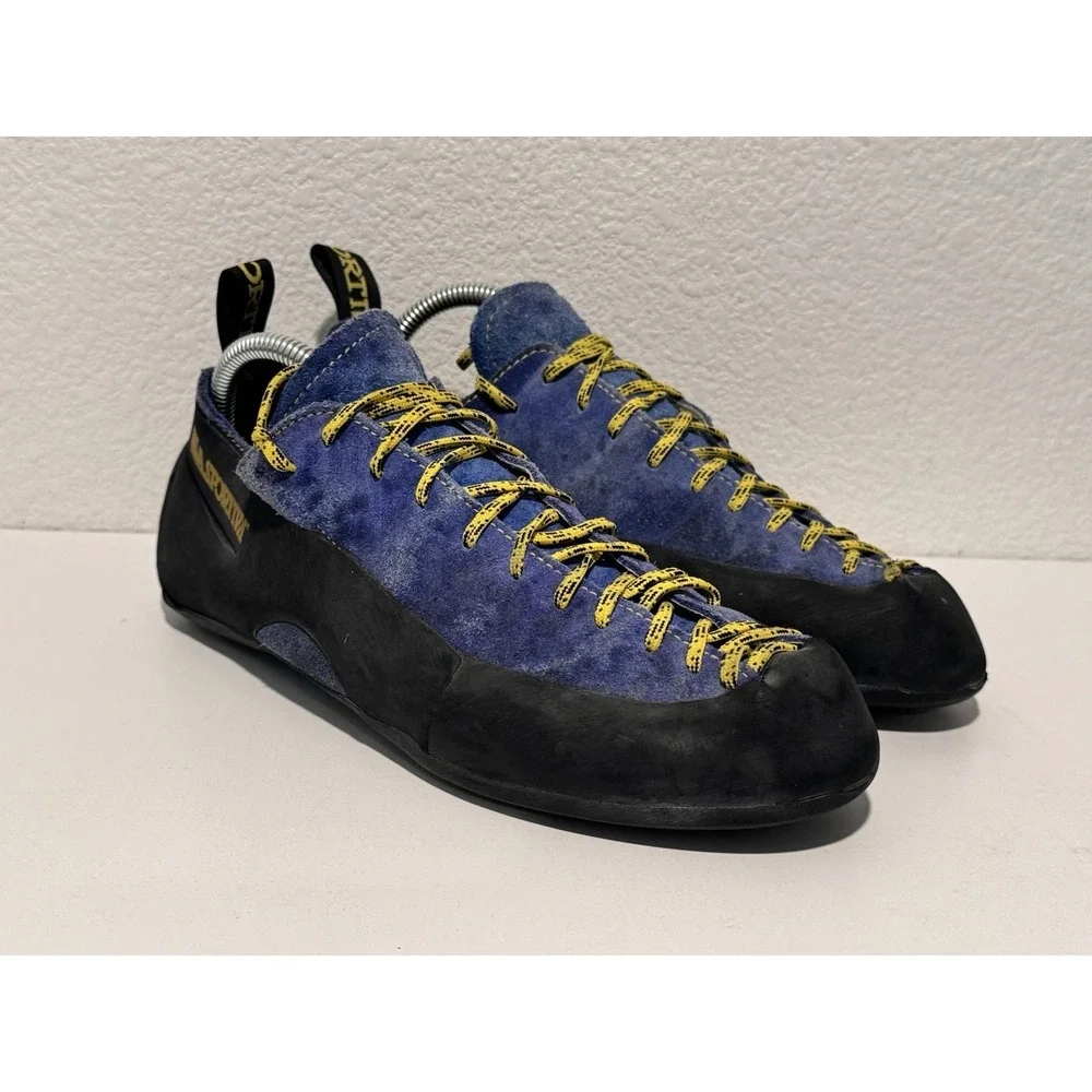 La Sportiva Climbing Shoes Mens US 9.5 EU 43 Blue Suede Lace Up Rock Gym Yellow